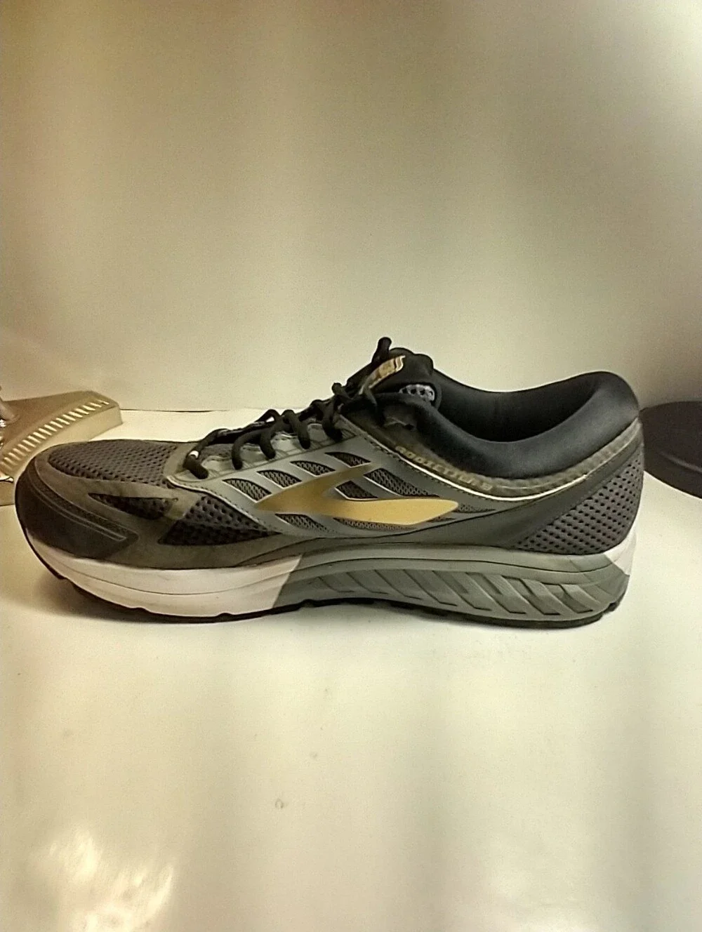 Brooks Addiction 13 Running Shoes Men's Sz 16 Wide (2E) 1102612E091.